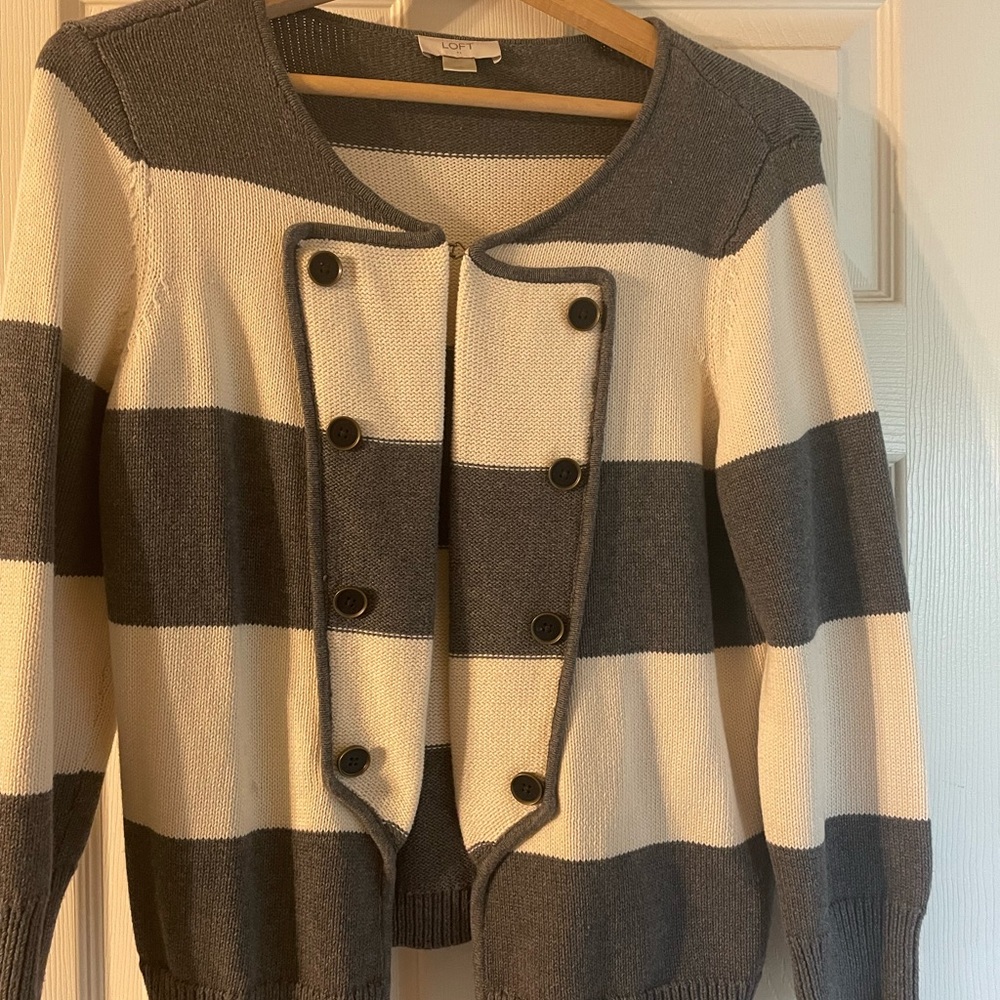 Loft sweater jacket size lg